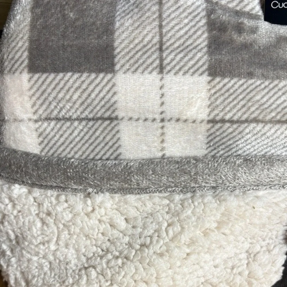 Cuddl Duds Cozy Plush Sherpa Throw Blanket Buffalo Gray Plaid 50